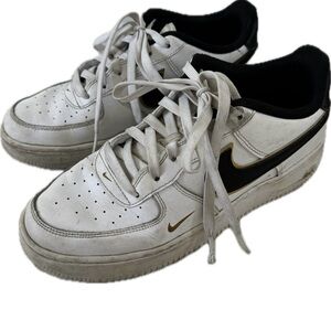 NIKE Air Force 1 US Size 6.5 Y Sneakers